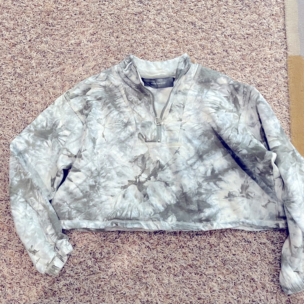 Code Mode crop sweater
